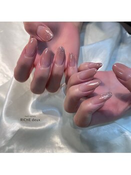 リッシュ ドゥ(RICHE deux)/大人っぽいヌーディーな秋ネイル