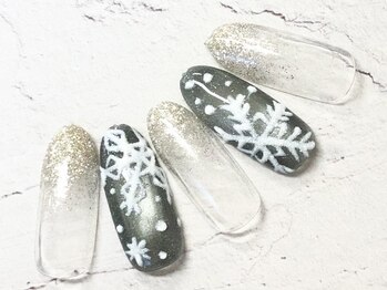 コルン/雪の結晶ネイル