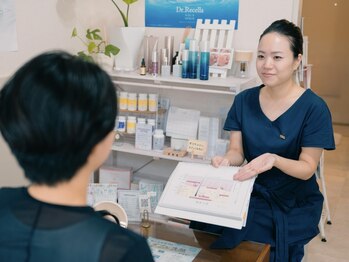 アカリ(acari)の写真/【結果にこだわったフェイシャルサロン】すっぴんも怖くない！長年のお肌のお悩みもお任せください♪