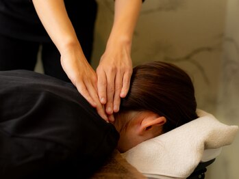縁の写真/ガチガチの首肩こりに!もみほぐしやヘッドスパでリフレッシュ★男女共にオイルOK◎2部屋とも完全個室◎