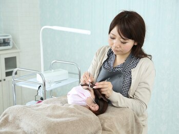 ネイルアンドアイラッシュサロン ココクレール(cococlair)/まつエク施術