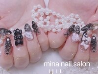 Queen's nail salon