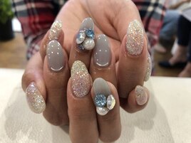 ビジューネイル