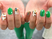 シー(SHE)/個性派ネイル