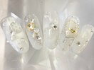 白冬スワロフスキーネイル￥9200