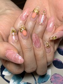 ふんわりピンクで夏ネイル