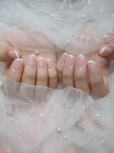 ブリー(Brille)/フレンチネイル