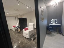 アイブロウドット 姫路(iBROW.)/店内