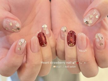 n u i. | nail salon 下北沢【パラジェル・フィルイン・持ち込み・長さだし】/いちご　ハートホロ