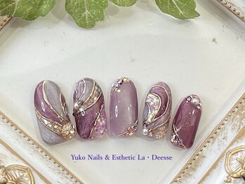ユウコネイルズアンドエステティック ラ デェス(Yuko Nails & Esthetic La Deesse)/ダイヤモンド (定額制)¥11000