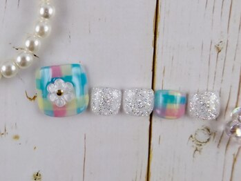 ショコ アンド ラム(Syoko&Lum)/☆チェックフラワーネイル☆