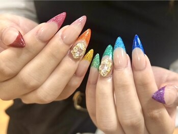 ユイット(HUIT)の写真/【口コミ投稿で3回目まで!自爪に負担の少ないパラジェル無料♪】シンプル～ニュアンス系アート・パーツ◎