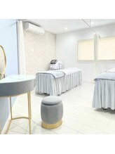 サロンドベルム(Salon de BELME)/サロン内