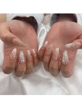 Luo Silque 立川 まつげパーマ/パリジェンヌ/マツエク/LED/韓国/パラジェル/長さだし/ネイル