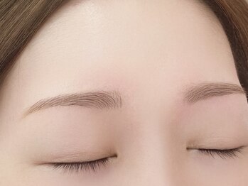 ドレス 薬院(DRESS.)/ふんわりアイブロウ