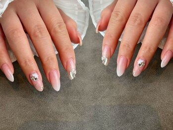 ラヴィ 広島八丁堀店(Ravi)