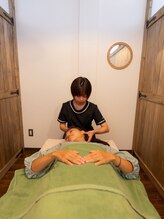 クマの冬眠 南川添店/施術風景