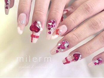 ミレーム(milerm)/ホワイトチョコとチェックネイル
