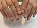 フレンチネイル。