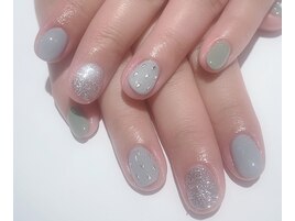 ニュアンスピスタチオネイル