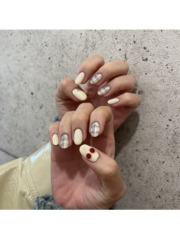 ペル(Per)/甘めネイル