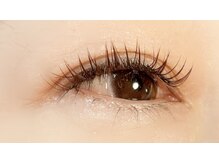 アイリー(irie)/ブラウンカラーフラットラッシュ