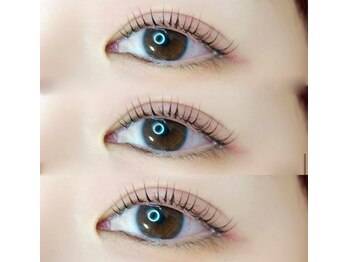 シックドゥアキタ(CHIC de Akita)/ラッシュリフト