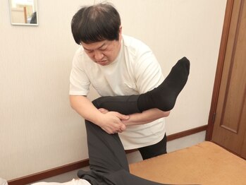 ゆるめる療術院/もみほぐし《股関節を矯正》