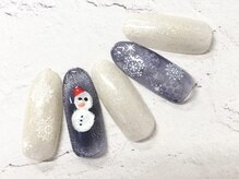 コルン/雪だるまネイル