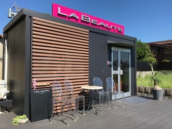 ラ ヴォーテ(LABEAUTE)