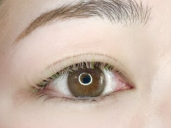 エイトミリオンズ(8000000 eight millions)の写真/選べるカラー40種類以上!!色混ぜもカールも自由◎自分だけのカラーリングを見つけて可愛いまつげに♪