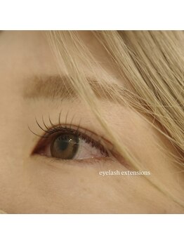 キルナノール 福岡天神(kiruna norr)/ナチュラル盛れカラーエクステ