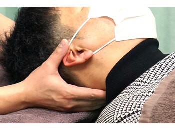 グリーン整骨院の写真/慢性的な首こり・肩こりにお悩みの方へ。デスクワーク疲れや眼精疲労までまとめてスッキリ改善へ導きます
