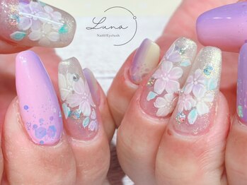 ネイルアンドまつ毛エクステ ルーナ イオン相模原店/フラワーネイル