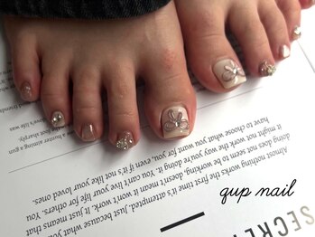 クプ アイラッシュプラス(qup)の写真/フットネイルで足元からトレンド感を【フットネイル¥5500～】豊富なカラーのマグネットデザインも人気!