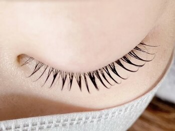 福花(フッカ)の写真/丁寧なカウンセリングと施術で大人女子も満足の仕上がりに♪目元や雰囲気に合わせたご提案もお任せ下さい！