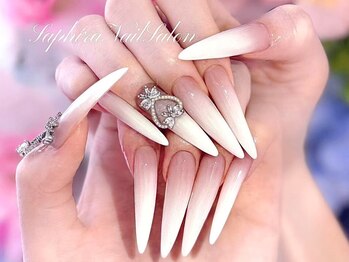 サフィラ 錦糸町店(Saphira)の写真/デザインの幅も広がるチップ長さ出しネイルが可能!美フォルムですらっと長く美しい理想の指先に♪