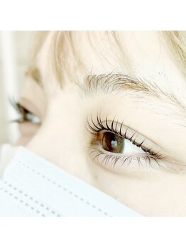 リヒト(licht.)の写真/【凄腕オーナーがワンランク上の仕上がりに♪】1人1人のお悩みと理想に合わせた施術でリピーター続出◎