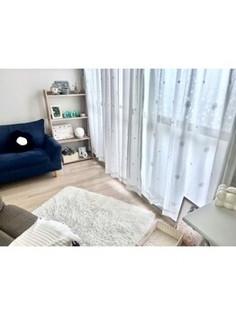 ゆったり空間で施術が受けられるサロン