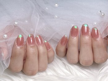 ラッキーネイル(lucky nail)/オーロラフレンチ