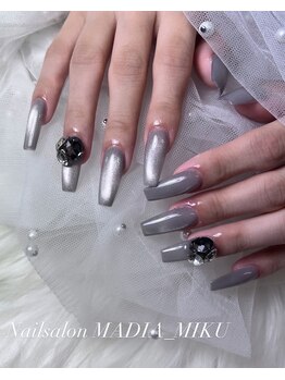 マディア(MADIA)/【スカルプやり放題/Sculpture】