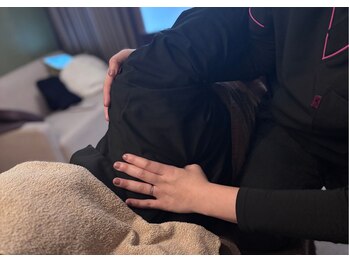 癒し処ほっこり 段原店/もみほぐし～猫背改善～