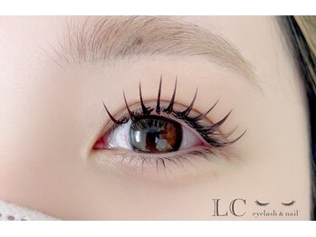 エルシー 伏見店(LC)の写真/【LEDマツエク導入】圧倒的な持続力で装着後のキレイなまつ毛が長持ち♪美しいまつ毛をkeepさせたい方に◎