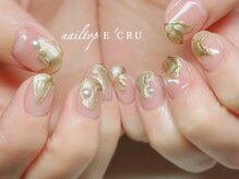 ネイルトップエクル(nail top E CRU)/