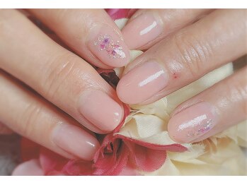ロゼリネイル(Roseri nail)/