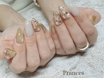 フランセス(Frances)/ゴールドネイル