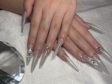 ルー(Lou)の雰囲気（フィルイン完全無料！自爪への負担少なく♪長さだしも対応可能〇）