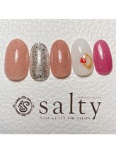 ネイルアンドアイラッシュサロン ソルティ 寺田町(salty)/ニュアンスネイル