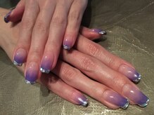 きらきらガラスフレンチネイル