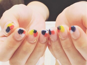 ヨロ(YOLO)/ショートネイル/個性的